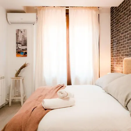 Apartment Casa Augusta Renovada Centro Historico 5 Pax Zaragoza