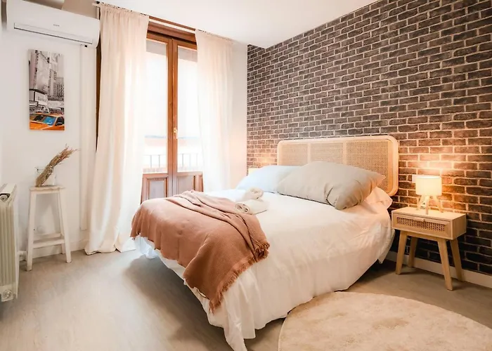 Lejlighed Casa Augusta | Renovada | Centro Historico | 5 Pax *