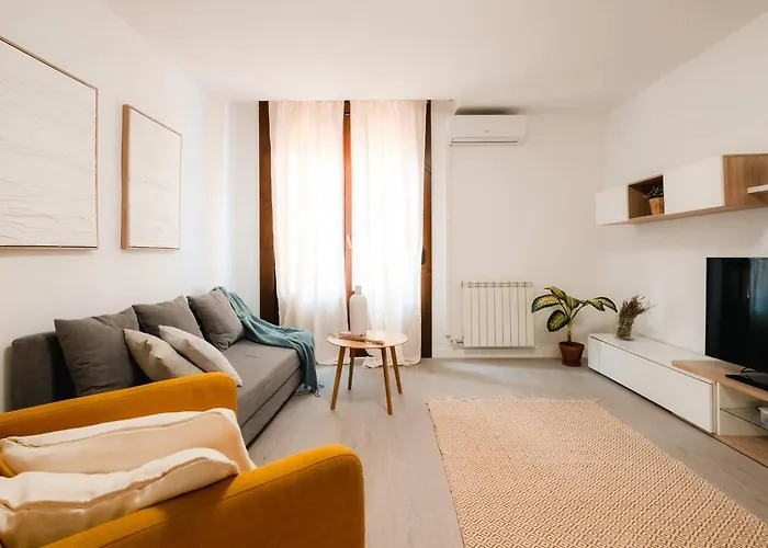 Lejlighed Casa Augusta | Renovada | Centro Historico | 5 Pax